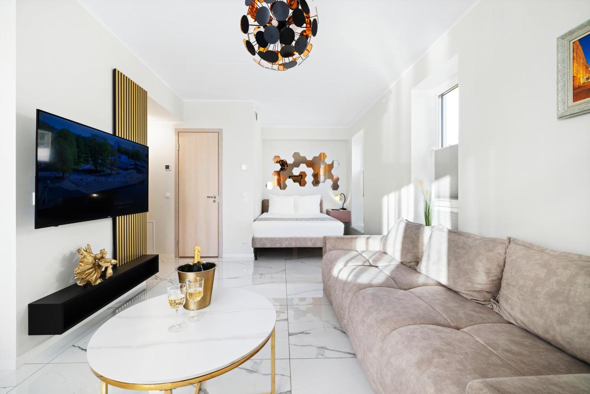 טרטו Fortune Apartments - River View, Contactless מראה חיצוני תמונה